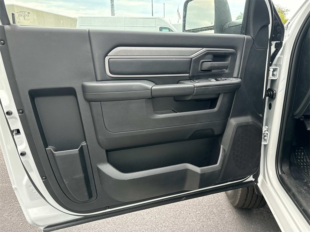 2024 Ram 2500 Tradesman photo 15