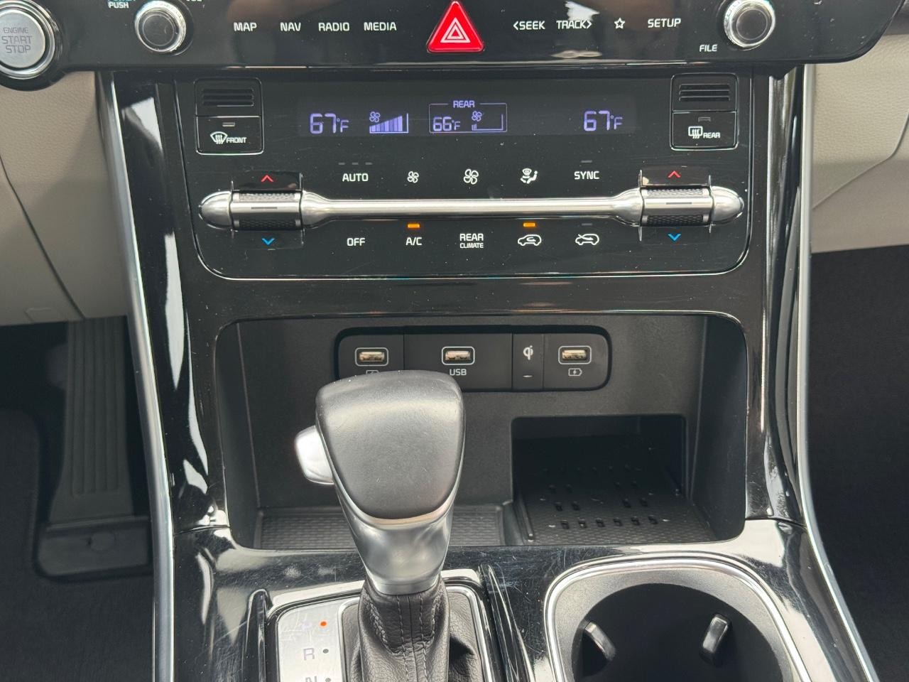 2022 Kia Carnival SX Prestige photo 14