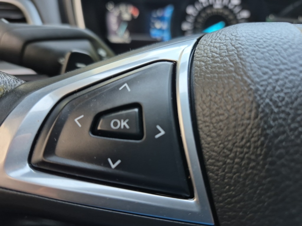 2016 Ford Fusion Titanium photo 15