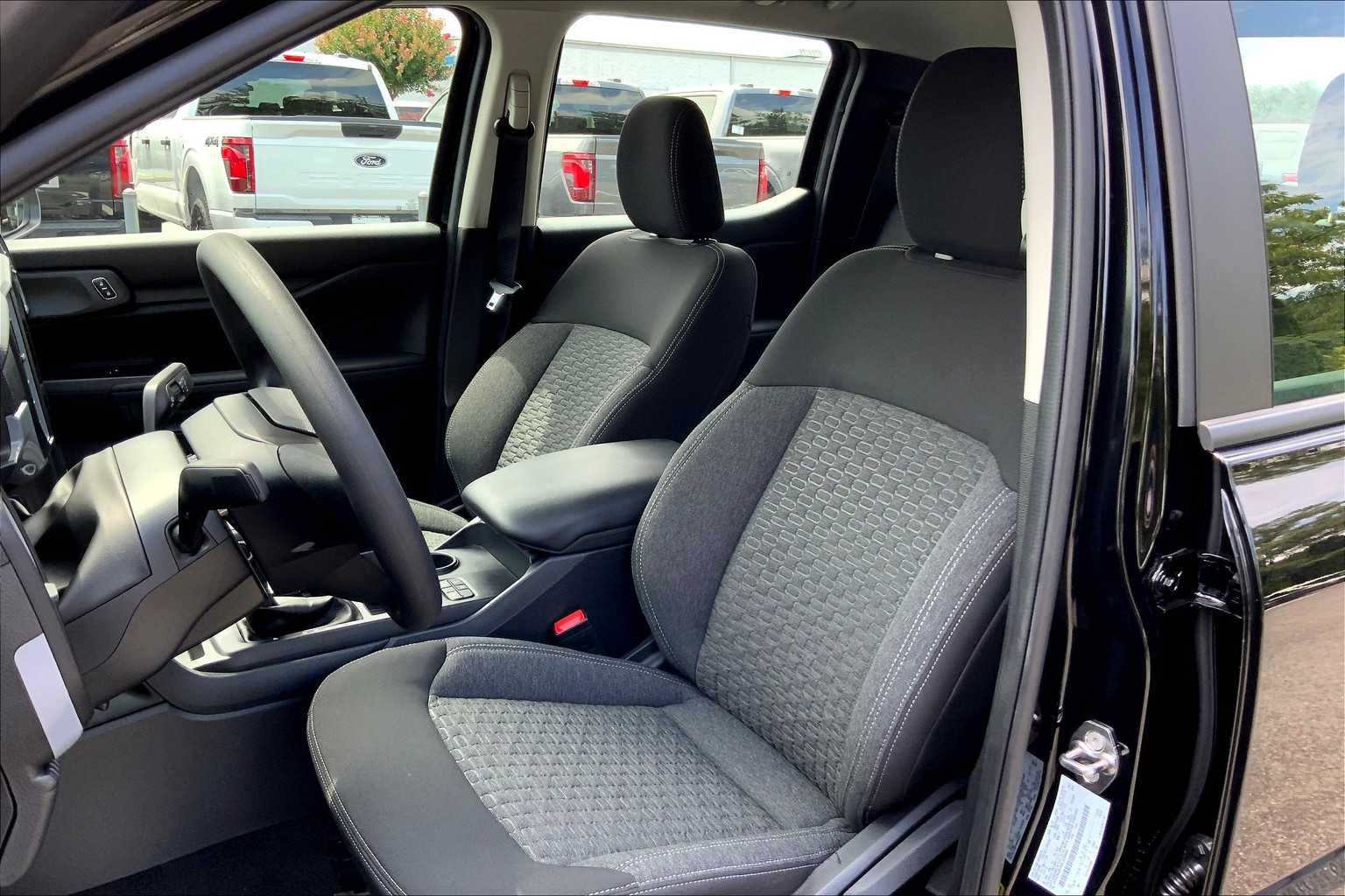 2025 Ford Ranger XL photo 8