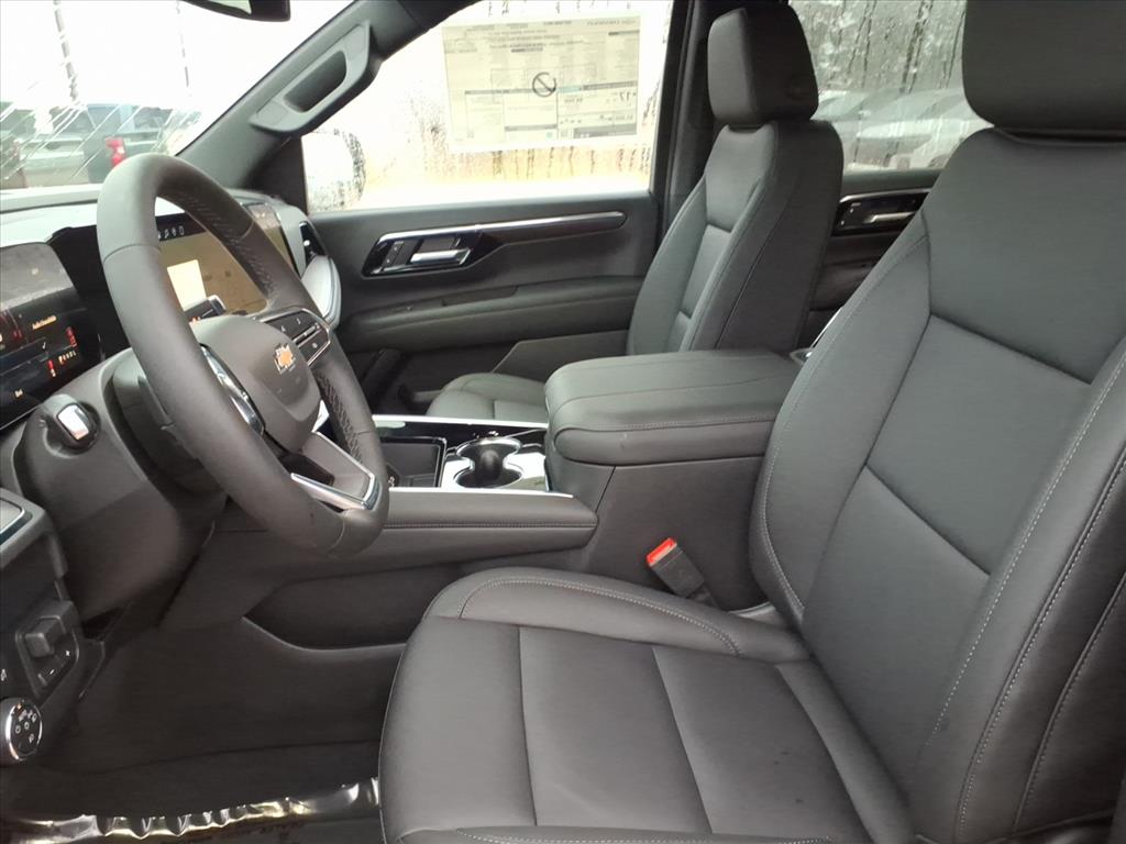 2026 Chevrolet Tahoe LT photo 4