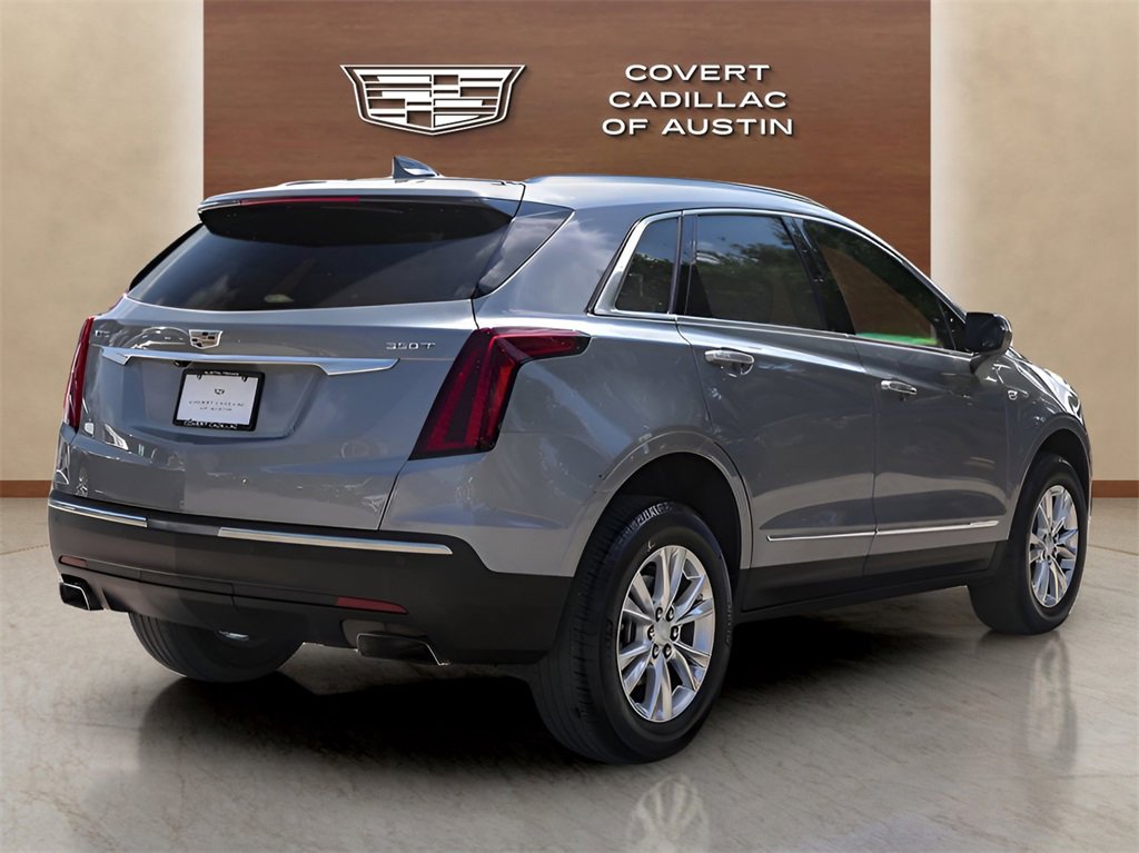 2023 Cadillac XT5 Luxury photo 3