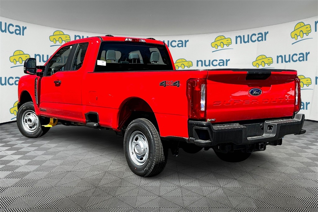 2025 Ford F-250 photo 4