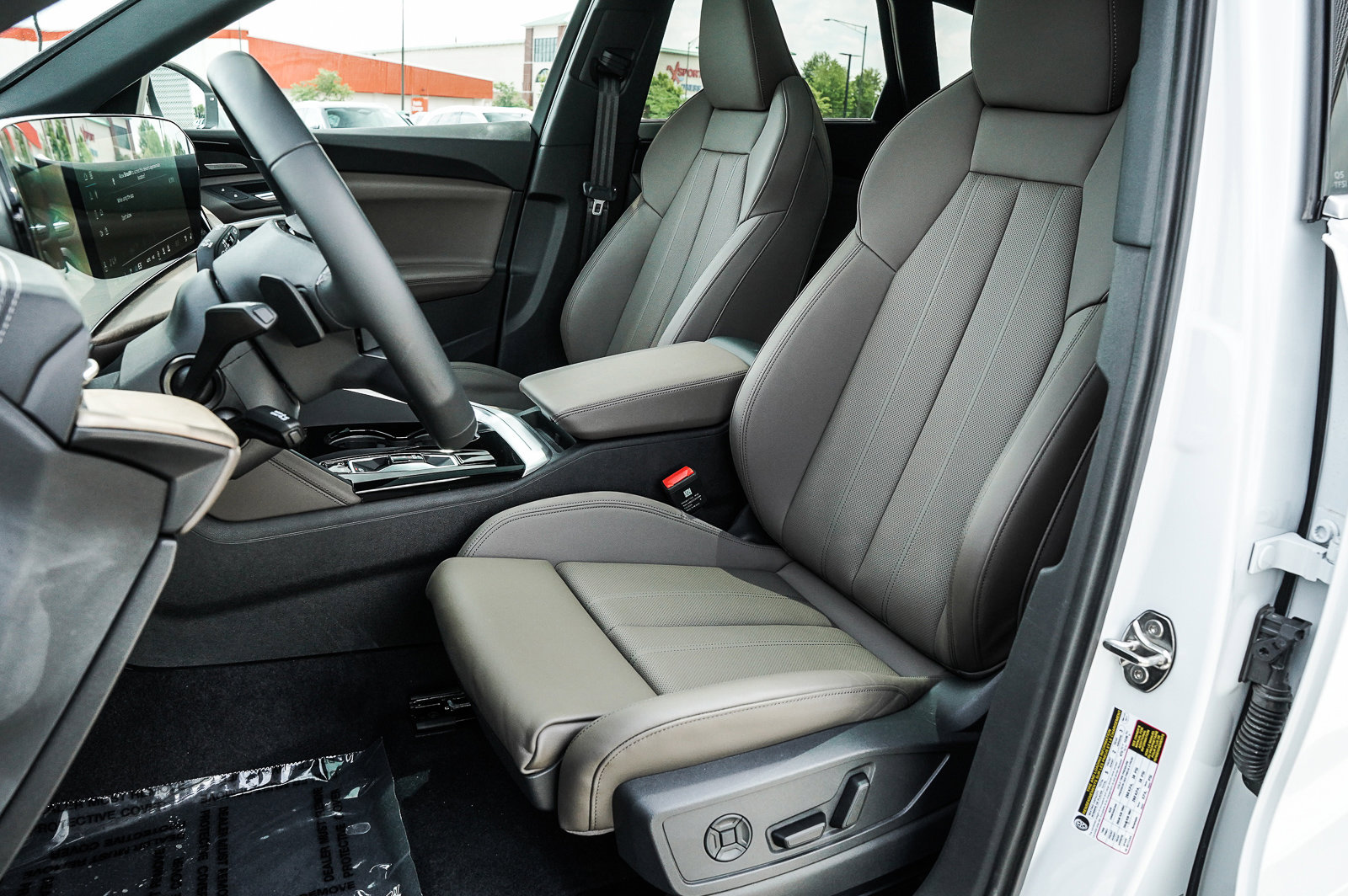 2025 Audi Q5 Premium Plus photo 7