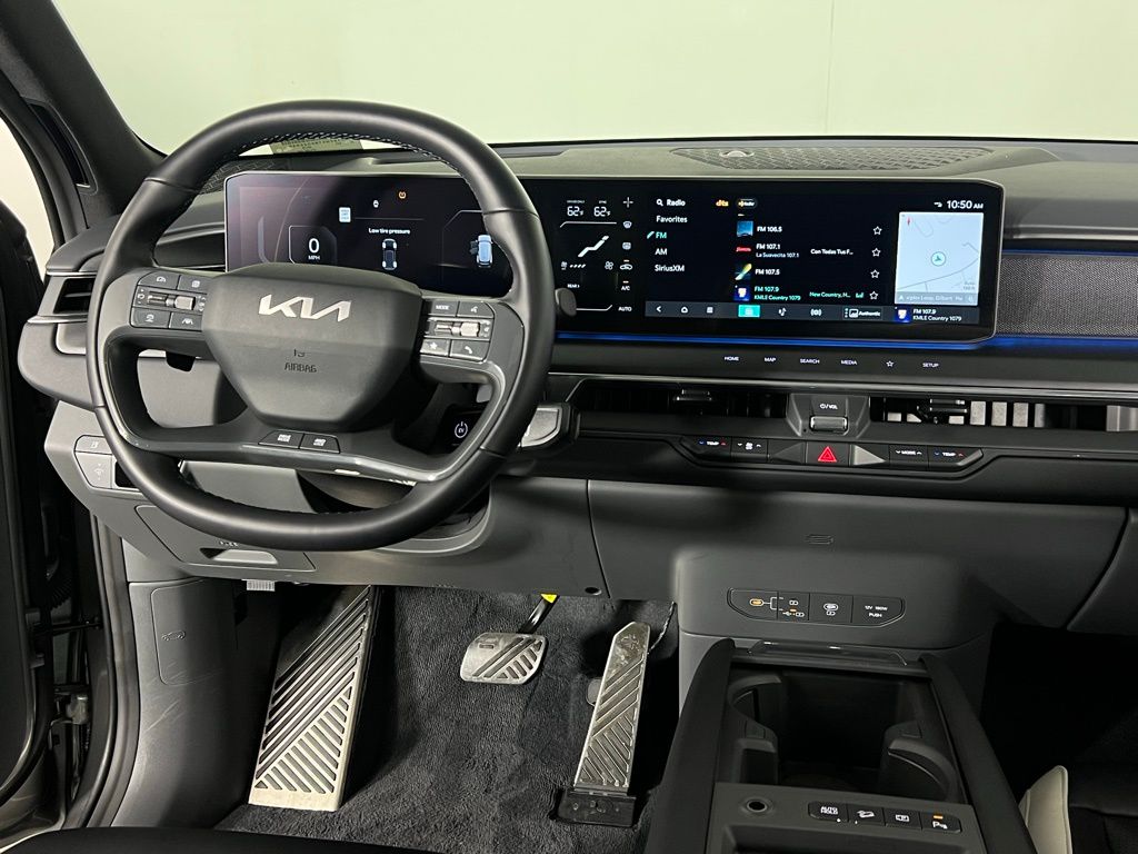 2024 Kia EV9 GT-Line photo 8