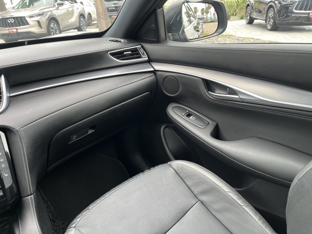 2023 Infiniti QX55 Luxe photo 19