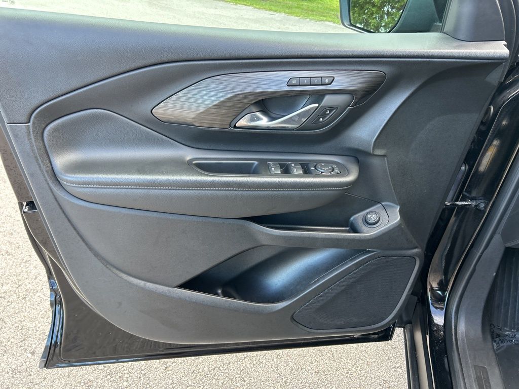 2023 Gmc Terrain SLT photo 9