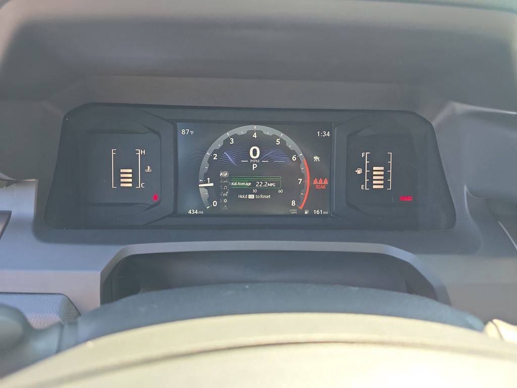 2025 Toyota Tacoma SR5 photo 18
