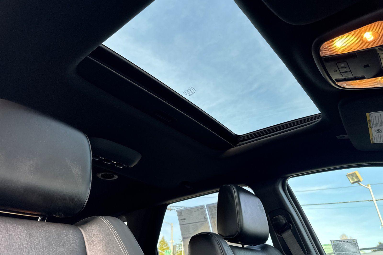 2022 Dodge Durango GT Plus photo 2