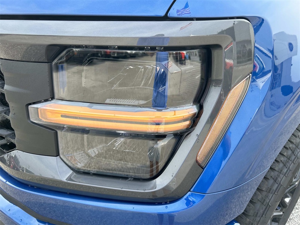 2025 Ford F-150 STX photo 10