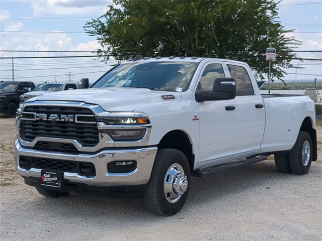 2026 Ram 3500 Tradesman photo 3