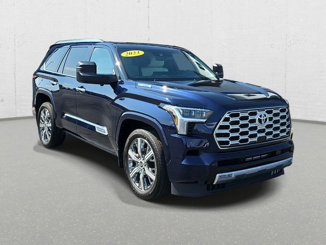 2023 Toyota Sequoia Capstone photo 3