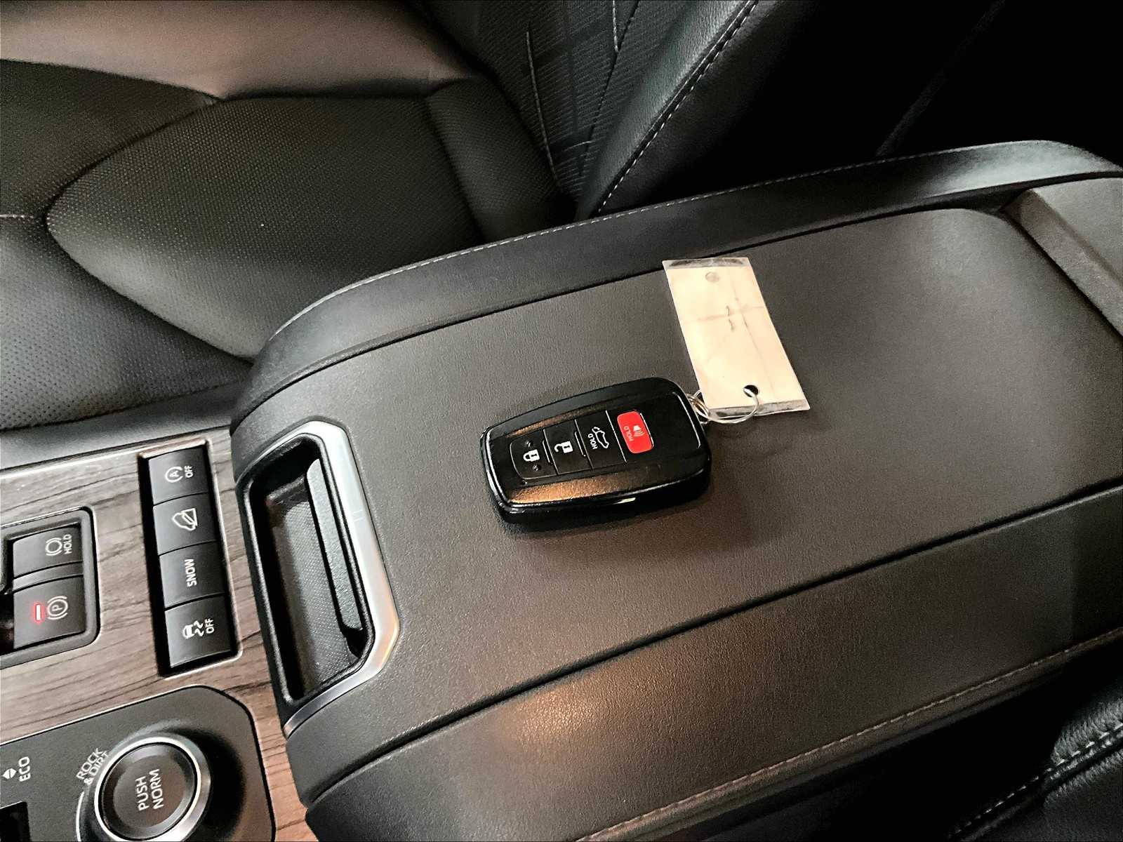 2021 Toyota Highlander Platinum photo 29