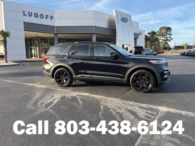 2022 Ford Explorer ST photo 2