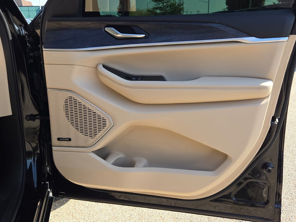 2021 Jeep Grand Cherokee Limited photo 7