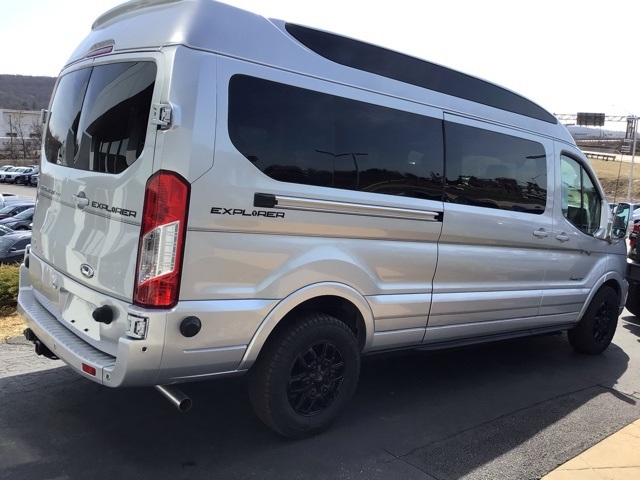 2024 Ford Transit photo 4
