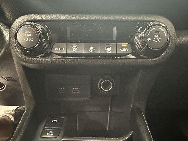 2021 Nissan Kicks SV photo 18