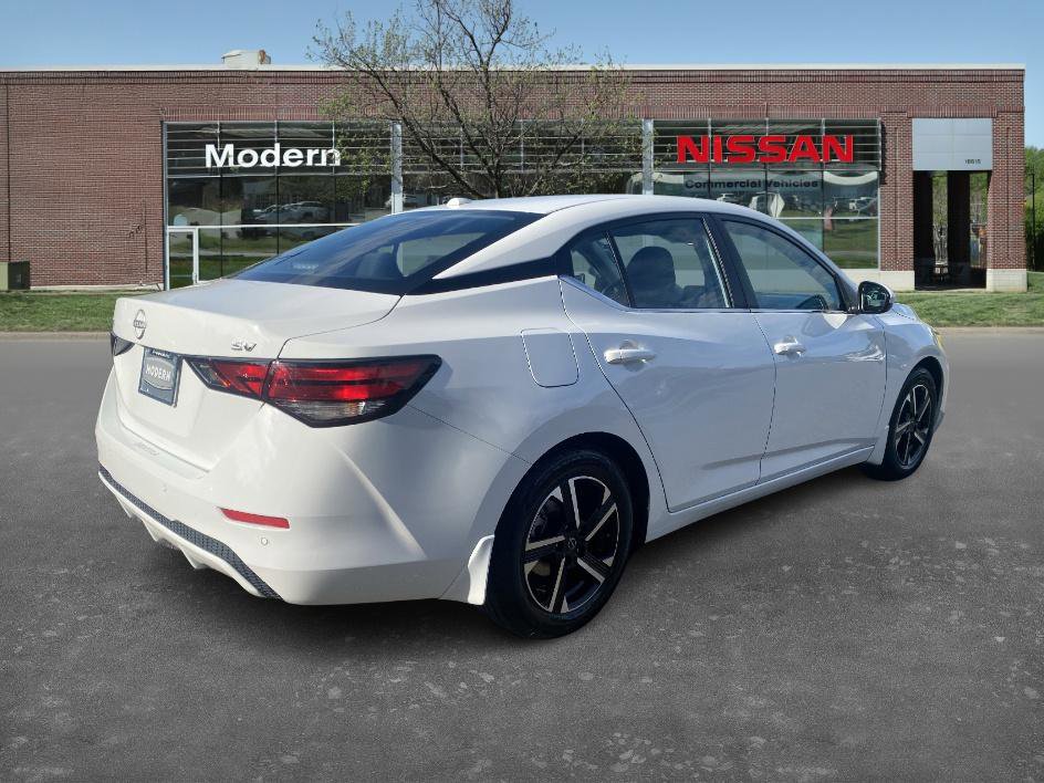 2024 Nissan Sentra SV photo 4