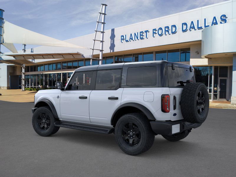 2025 Ford Bronco Outer Banks photo 4