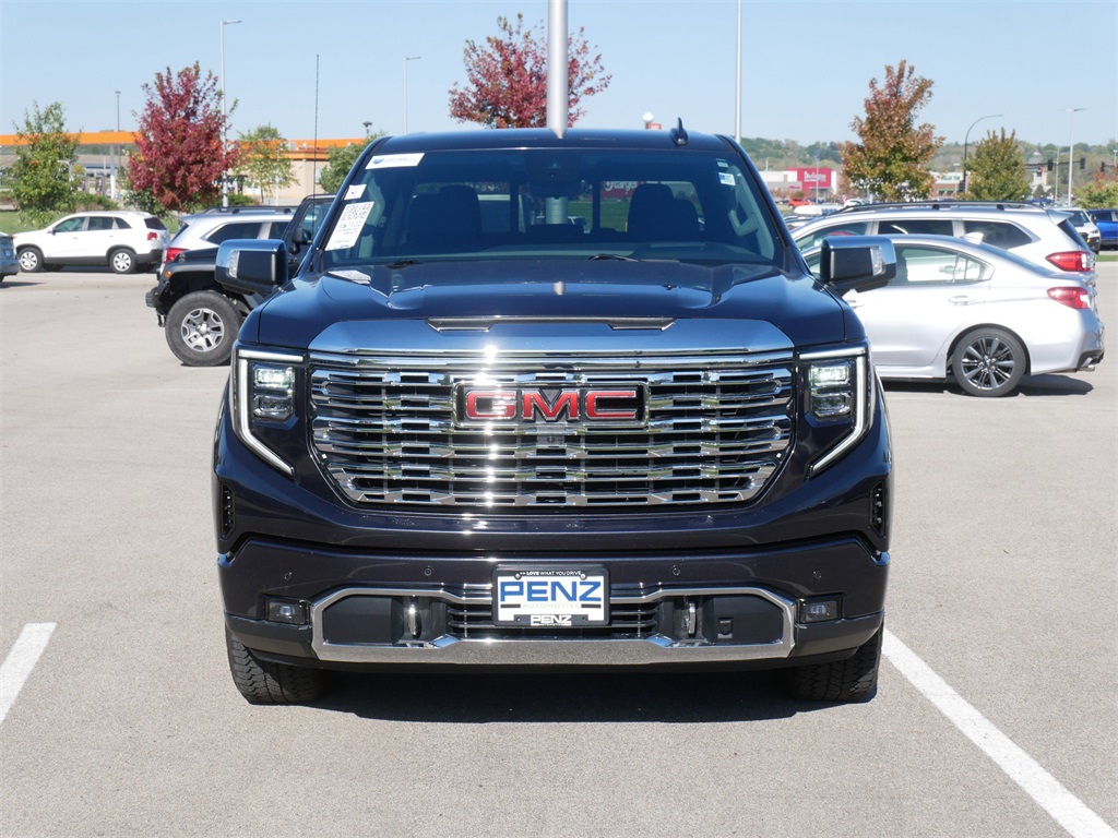 Used 2022 GMC Sierra 1500 Denali Denali with VIN 3GTUUGET4NG628387 for sale in Rochester, Minnesota