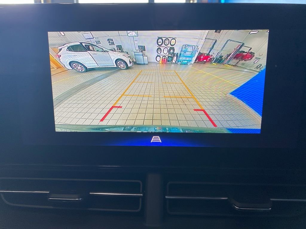 2026 Chevrolet Trax LT photo 3