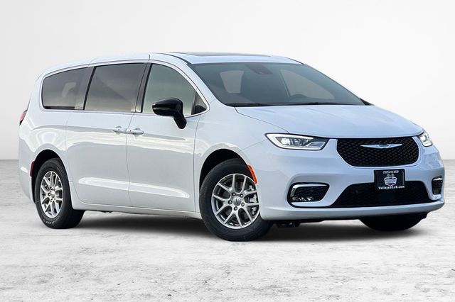 2025 Chrysler Pacifica photo 2