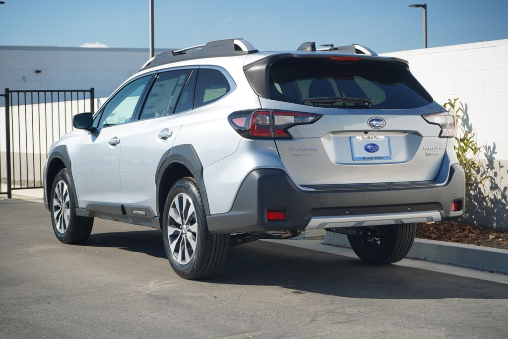 2025 Subaru Outback Touring photo 2