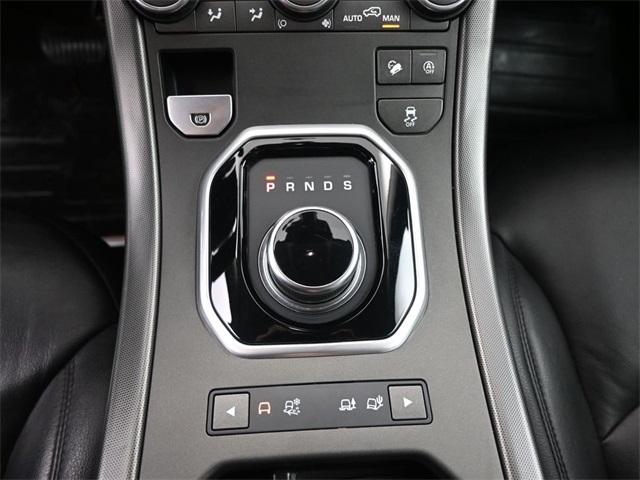 2018 Land Rover Range Rover Evoque SE photo 3