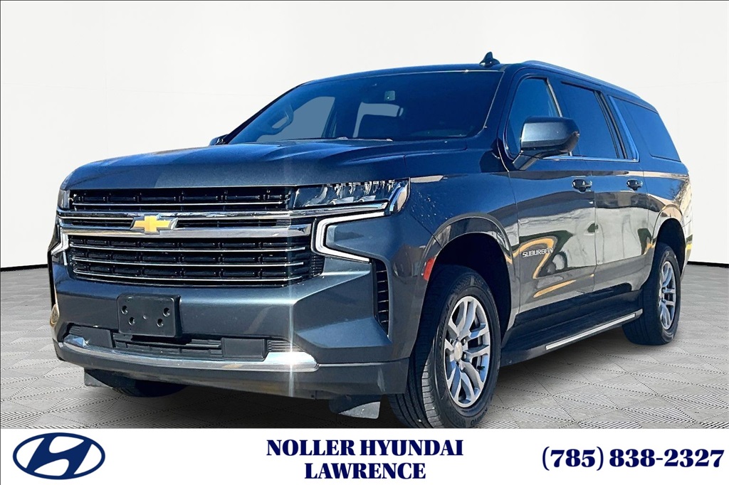 2021 Chevrolet Suburban LT's photo