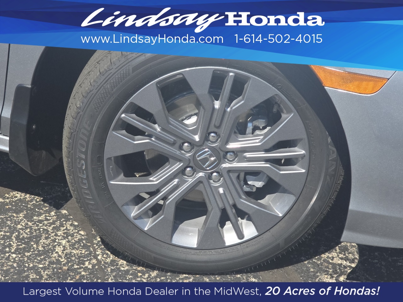2026 Honda Odyssey Touring photo 11