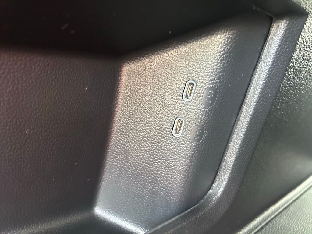 2025 Volkswagen Atlas SEL Premium R-Line photo 40