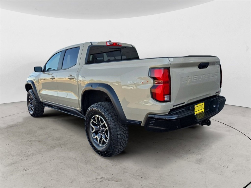 2023 Chevrolet Colorado ZR2 photo 3