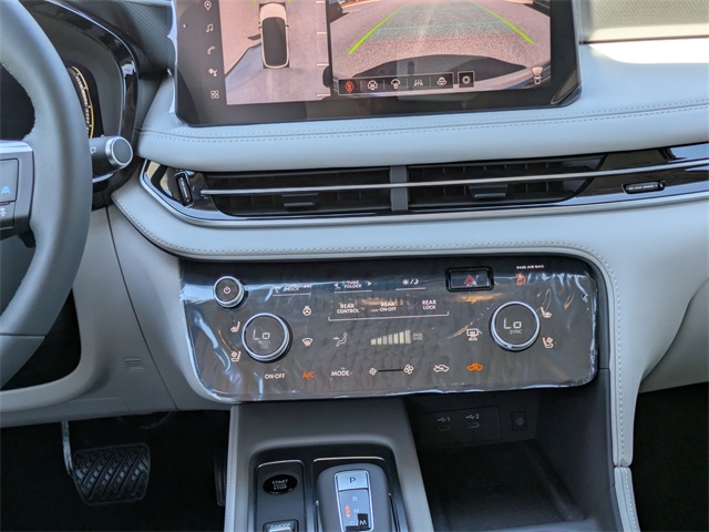 2026 Infiniti QX60 Luxe photo 19