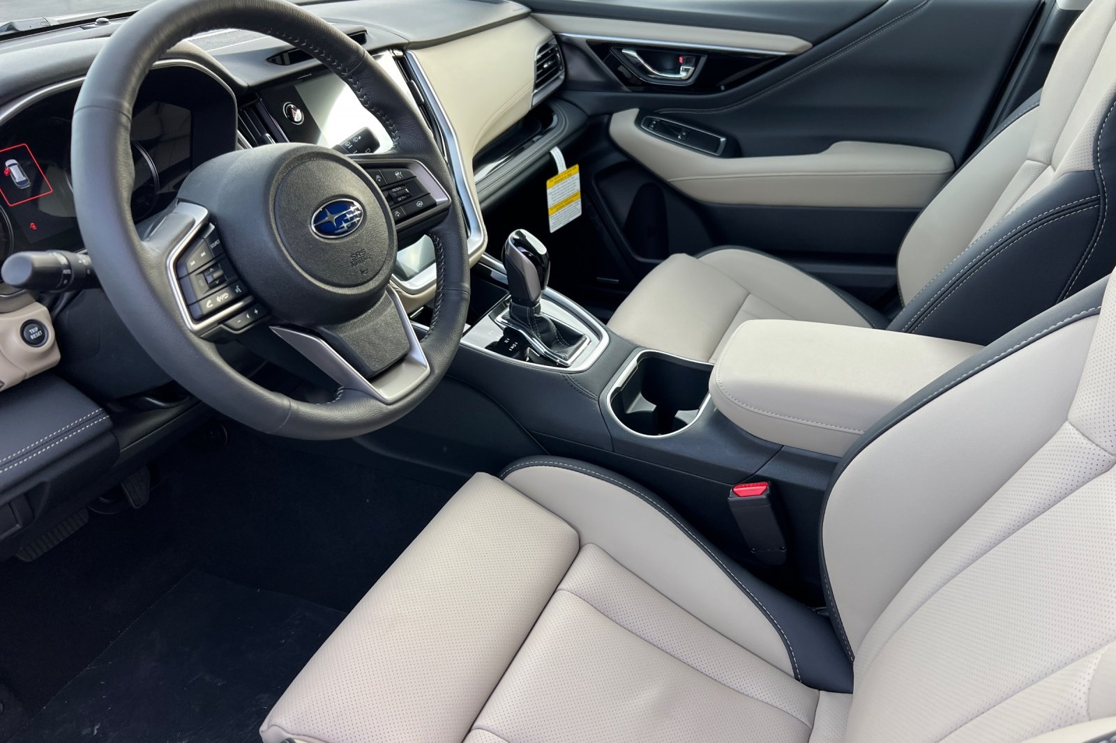 2025 Subaru Outback Limited photo 31