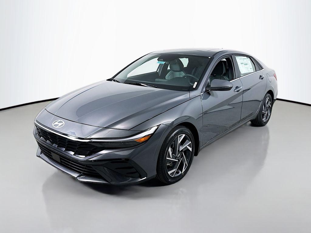 2025 Hyundai Elantra Hybrid Limited photo 3