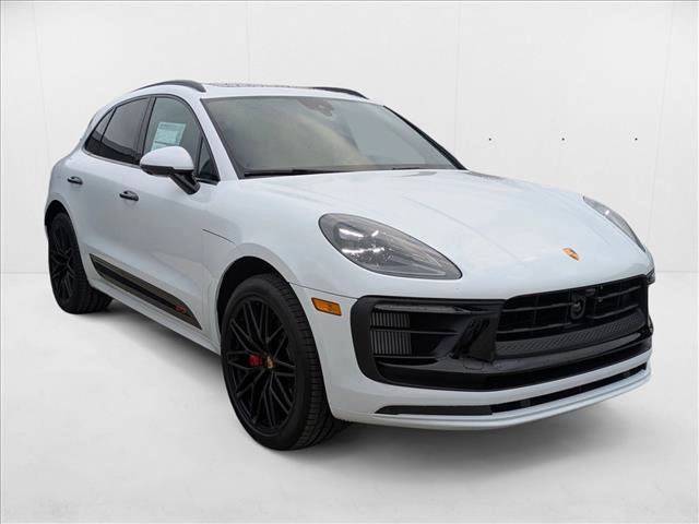 2026 Porsche Macan GTS photo 7