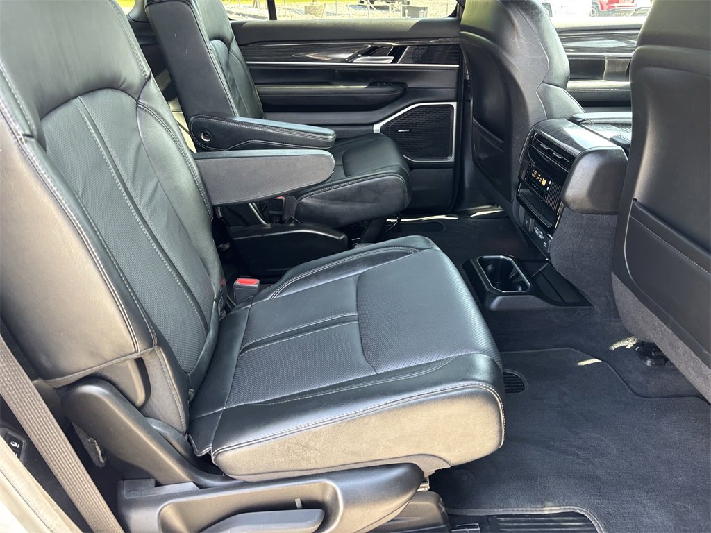 2022 Jeep Wagoneer Series III photo 19