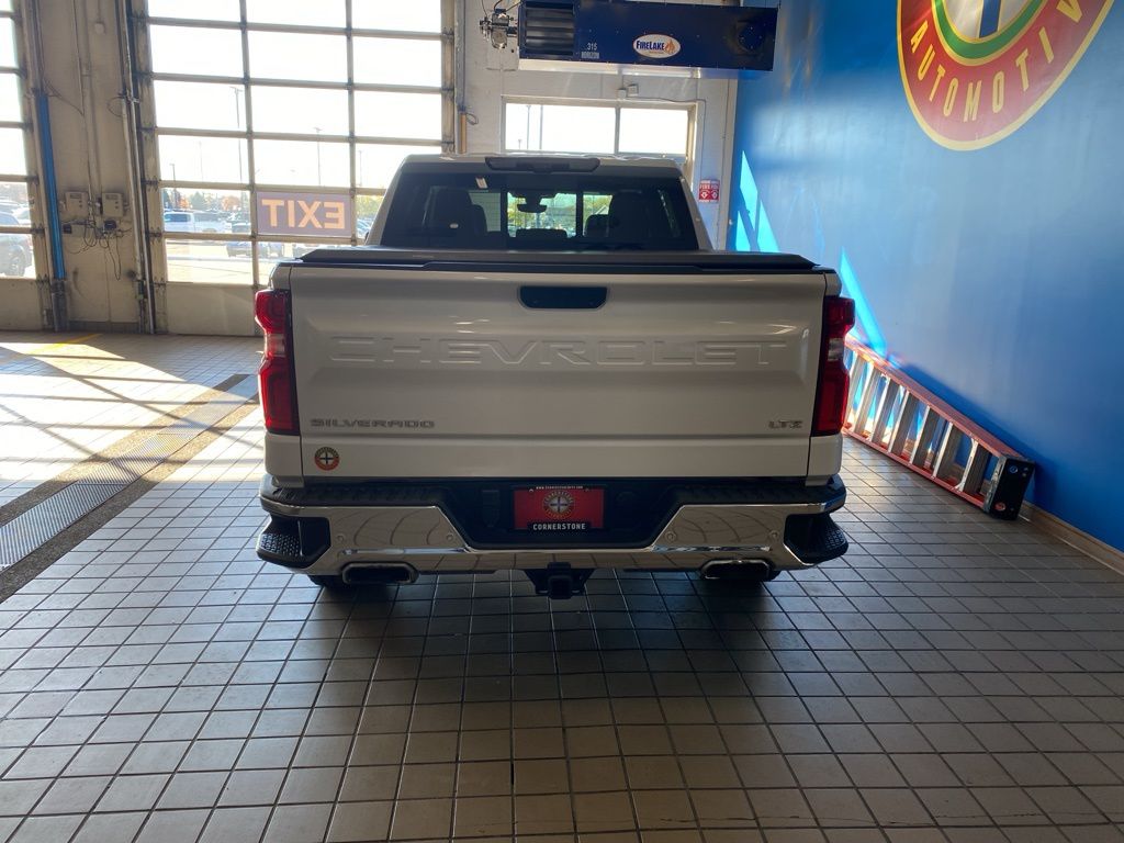 2021 Chevrolet Silverado 1500 LTZ photo 4