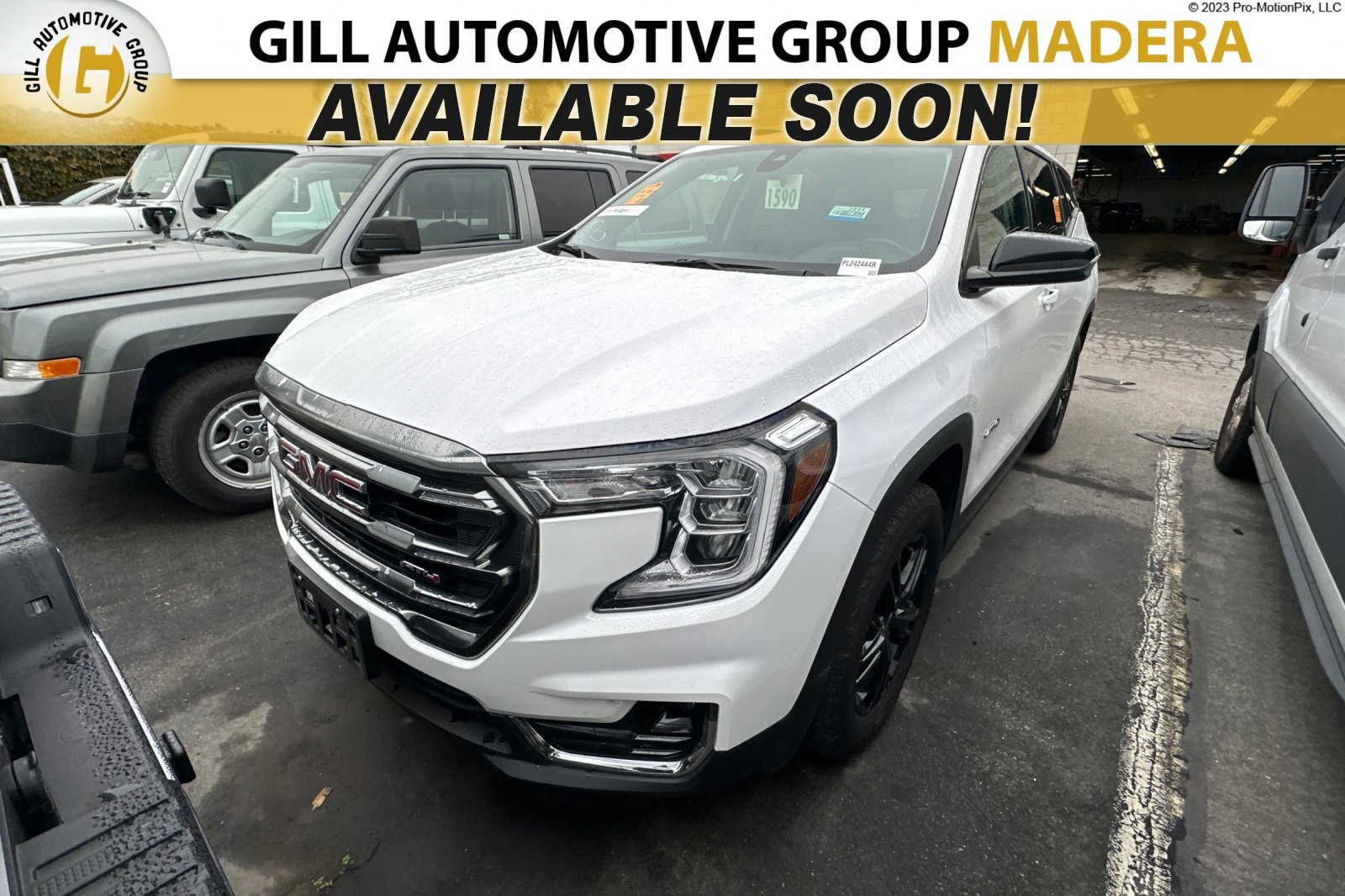 2023 GMC Terrain AT4's photo