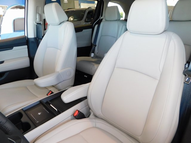 2026 Honda Odyssey EX-L photo 13