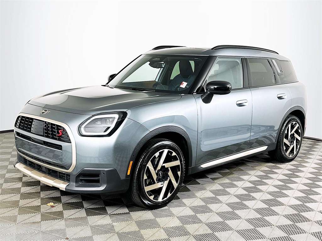 2025 MINI Countryman S's photo