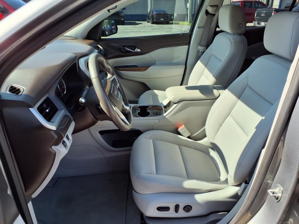 2021 Gmc Acadia SLE photo 4
