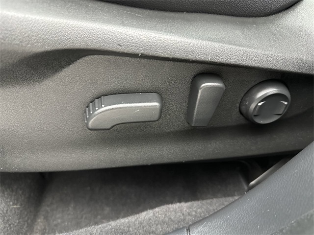 2021 Subaru Forester Premium photo 4