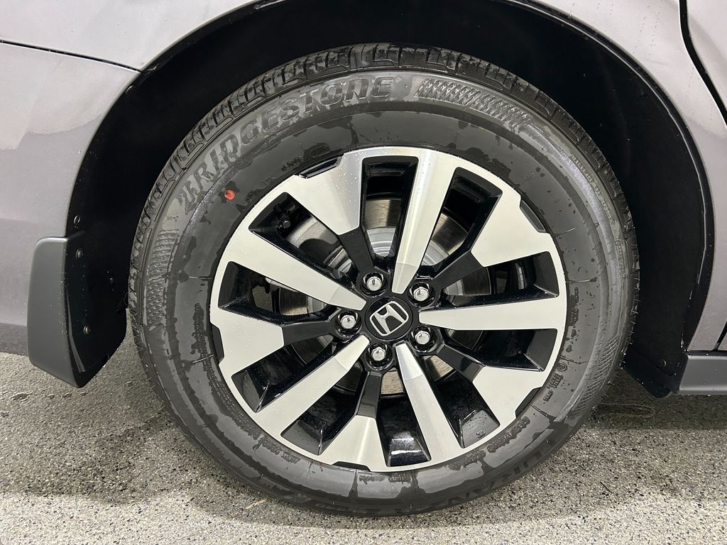 2026 Honda Odyssey EX-L photo 9