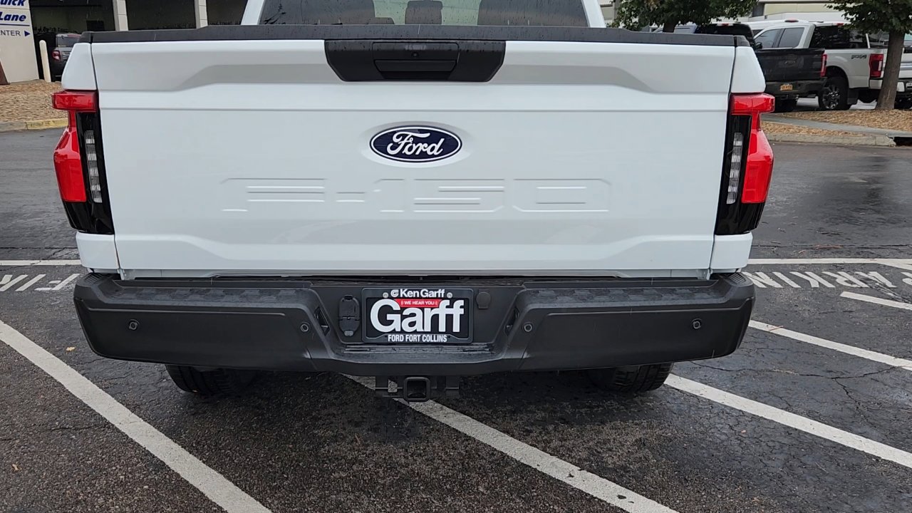 2025 Ford F-150 Lightning photo 24