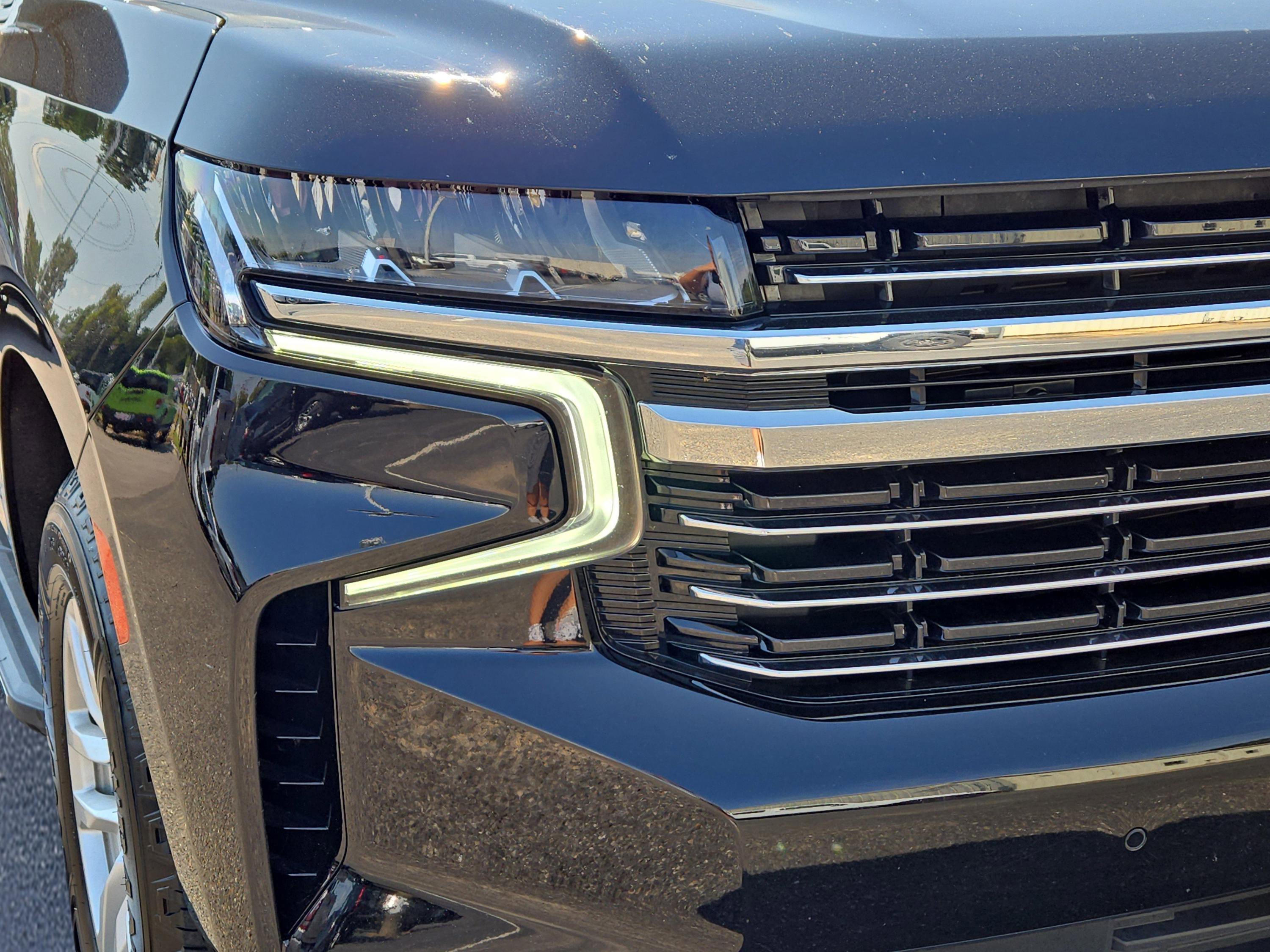 2023 Chevrolet Tahoe LT photo 3