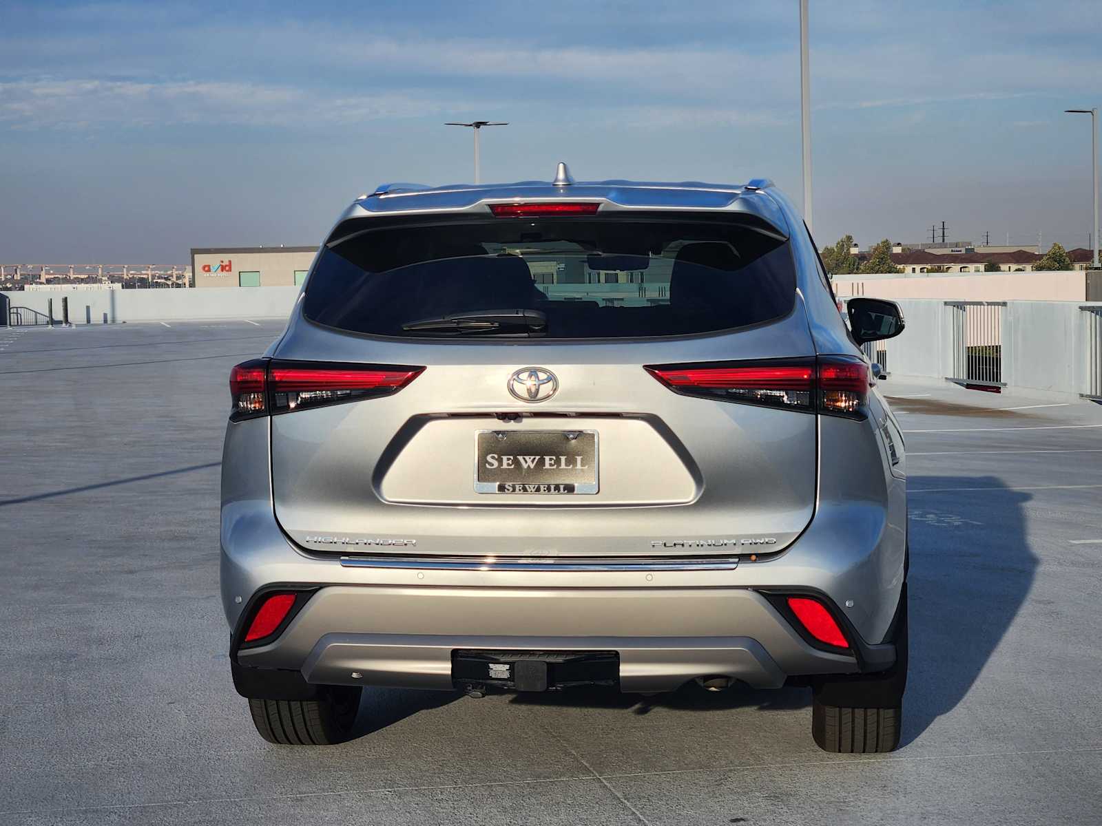 2021 Toyota Highlander Platinum photo 4