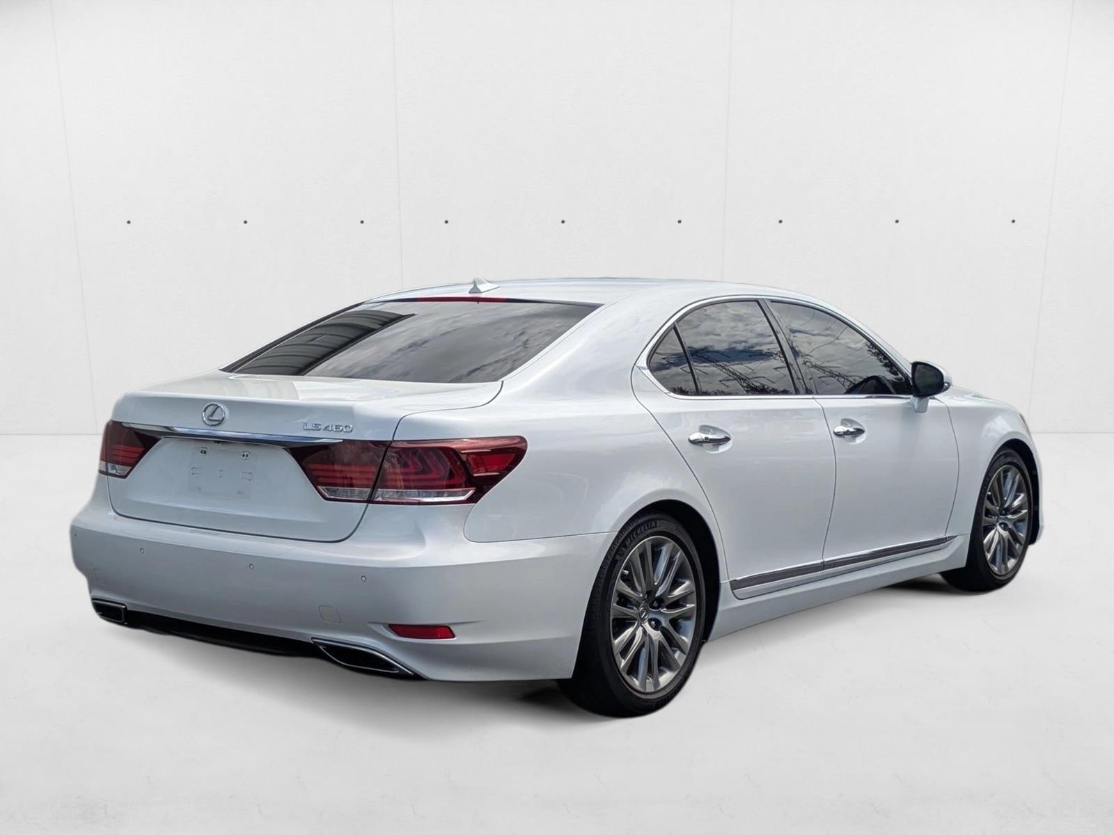 2013 Lexus LS 460 Luxury photo 4