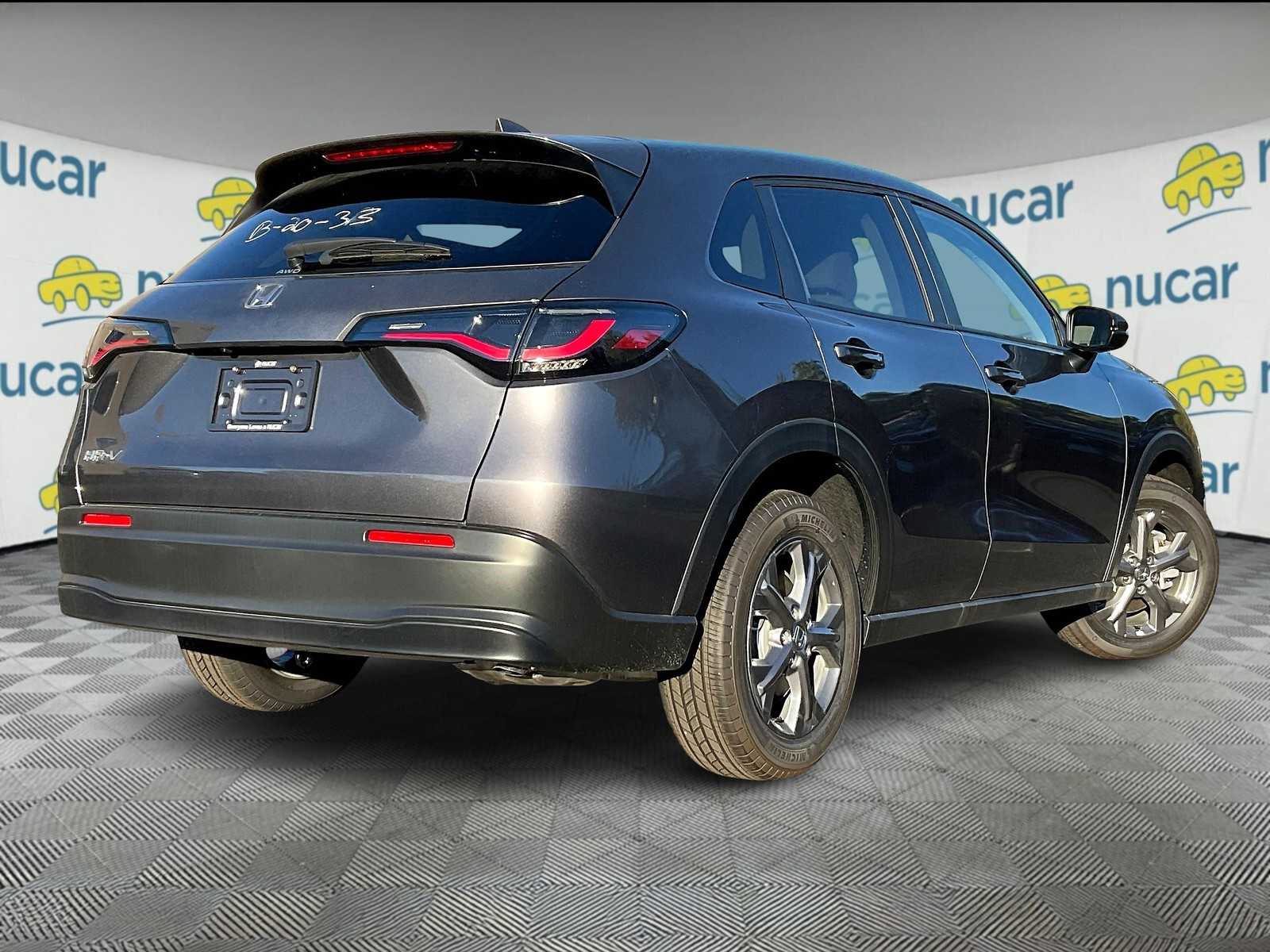 2026 Honda HR-V LX photo 6