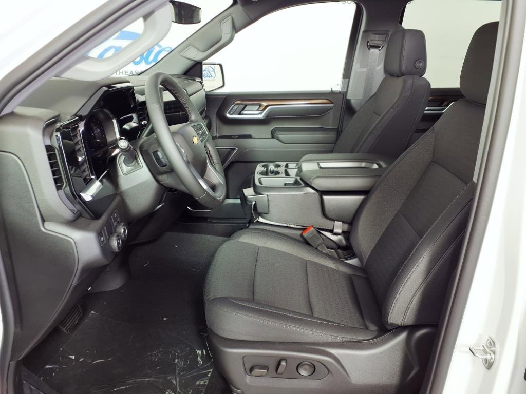 2026 Chevrolet Silverado 1500 LT photo 14